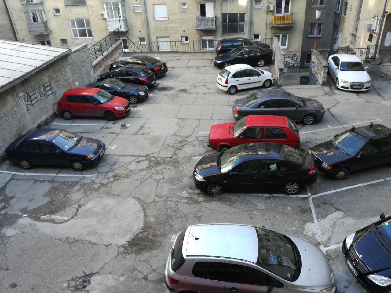 By The Park Free Parking Leilighet Beograd Eksteriør bilde